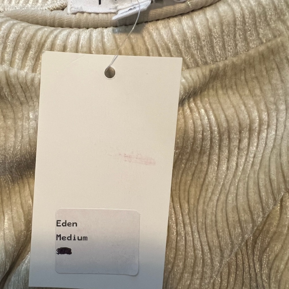 THML Chenille Top with Dolman Sleeves - Picture 5 of 5